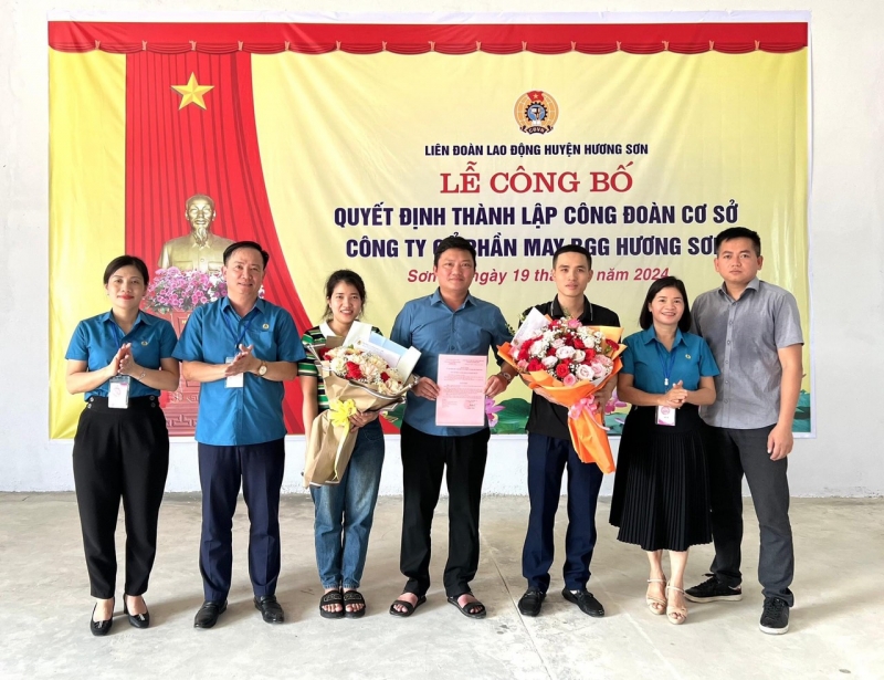 LĐLĐ Hương Sơn: Thành lập CĐCS Công ty cổ phần May BGG